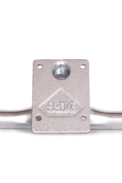 ACE Trucks ACE 5.375 Classic 33 Truck Polished -Skate Verkauf ace trucks 575 classic 44 truck polished 05 1