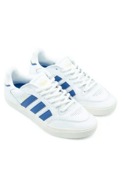 Adidas Adidas Tyshawn Low Shoe Cloud White / Royal Blue / Chalk White -Skate Verkauf adidas tyshawn low shoe cloud white royal blue chalk white 04