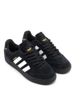 Adidas Adidas Tyshawn Low Shoe Core Black / Cloud White / Gold Metallic -Skate Verkauf adidas tyshawn low shoe core black cloud white gold metallic 04