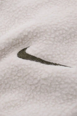 Nike ACG Nike ACG Balaclava Retro Fleece Pullover Light Bone / Cargo Khaki 17 Nike ACG Nike ACG Balaclava Retro Fleece Pullover Light Bone / Cargo Khaki -Skate Verkauf nike acg balaclava retro fleece pullover light bone cargo khaki 08