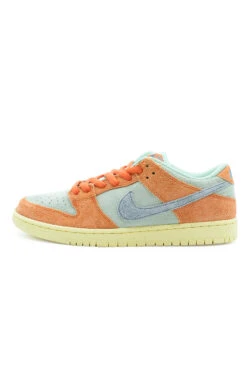 Nike SB Nike SB Dunk Low Pro PRM Shoe Orange / Noise Aqua / Emerald Rise
