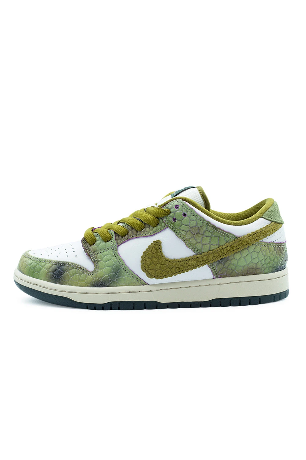 Nike SB Nike SB Dunk Low Pro QS Shoe (Alexis Sablone Chameleon) Oil Green / Desert Moss / White 3 Nike SB Nike SB Dunk Low Pro QS Shoe (Alexis Sablone Chameleon) Oil Green / Desert Moss / White