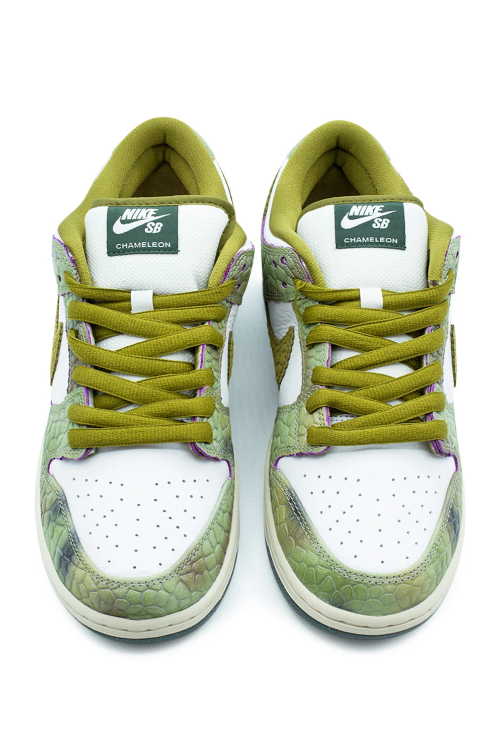Nike SB Nike SB Dunk Low Pro QS Shoe (Alexis Sablone Chameleon) Oil Green / Desert Moss / White 4 Nike SB Nike SB Dunk Low Pro QS Shoe (Alexis Sablone Chameleon) Oil Green / Desert Moss / White – Bild 2