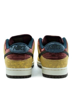 Nike SB Nike SB Dunk Low Pro Shoe Celestial Gold / Black -Skate Verkauf nike sb dunk low pro shoe celestial gold black 03