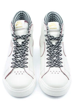 Nike SB Nike SB X Welcome Madrid Zoom Blazer Mid QS Shoe Sail / Dark Beetroot / White 9 Nike SB Nike SB X Welcome Madrid Zoom Blazer Mid QS Shoe Sail / Dark Beetroot / White -Skate Verkauf nike sb welcome madrid zoom blazer mid qs shoe sail dark beetroot white 02