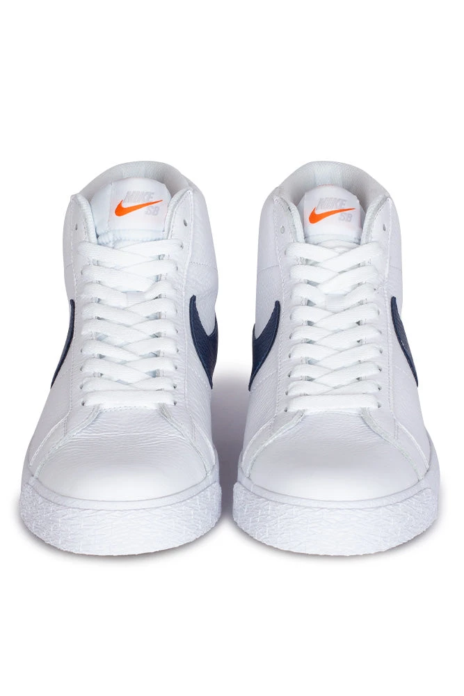 Nike SB Nike SB Zoom Blazer Mid ISO Shoe (Orange Label) White / Navy / White / Safety Orange 4 Nike SB Nike SB Zoom Blazer Mid ISO Shoe (Orange Label) White / Navy / White / Safety Orange – Bild 2