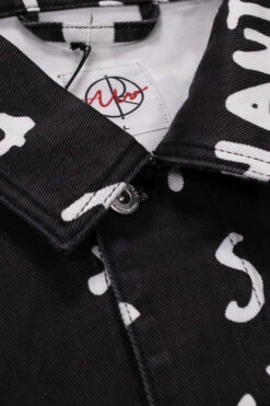 Polar Skate Co. Polar Skate Co. Patrick Jacket Sad Notes Black / White 8 Polar Skate Co. Polar Skate Co. Patrick Jacket Sad Notes Black / White -Skate Verkauf polar skate co patrick jacket sad notes black white 03